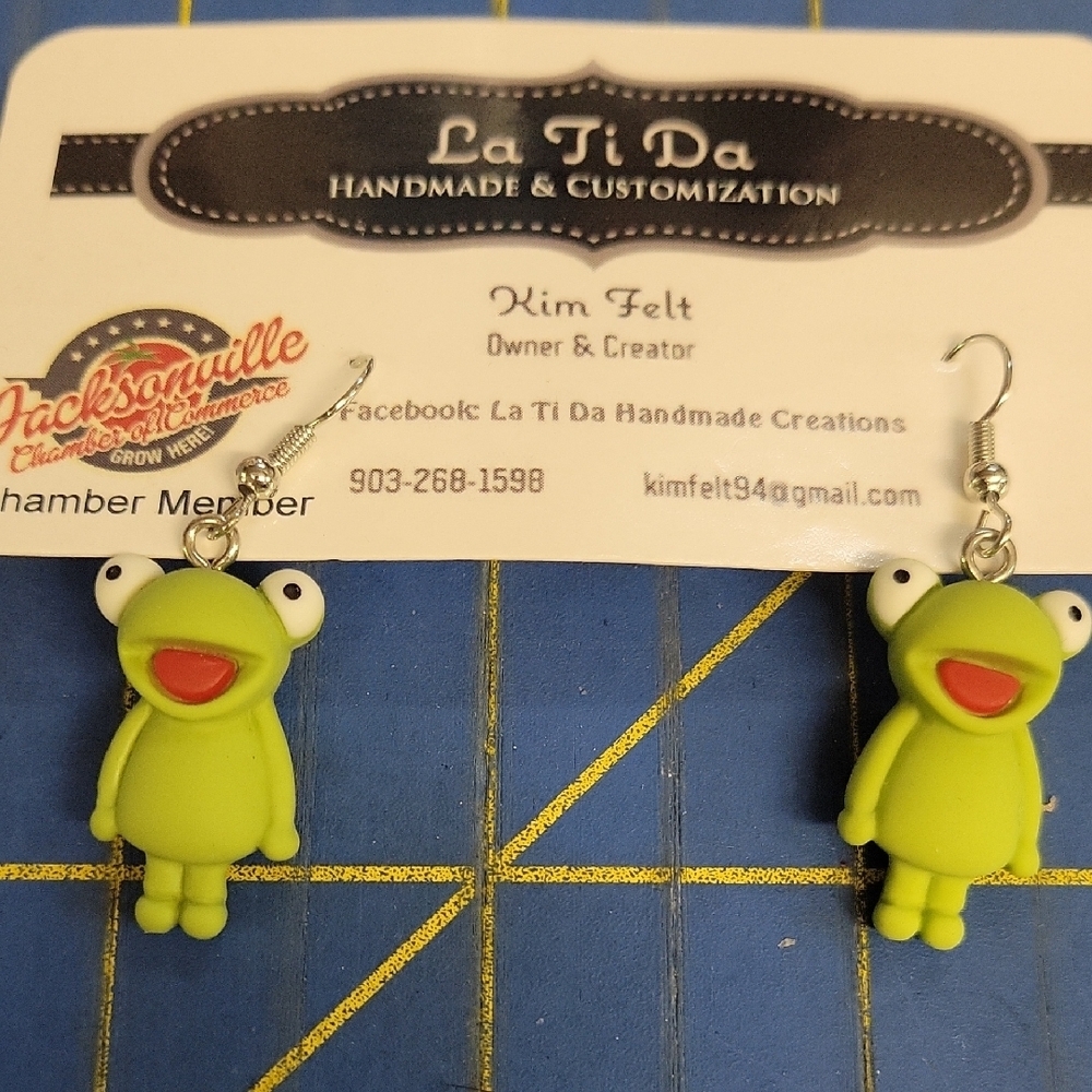 La Ti Da Handmade Green Frog Earrings